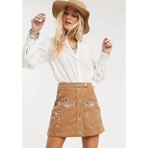Free People NWT Alanis Faux Leather Embroidered Front Zip Mini Skirt Camel 2 New